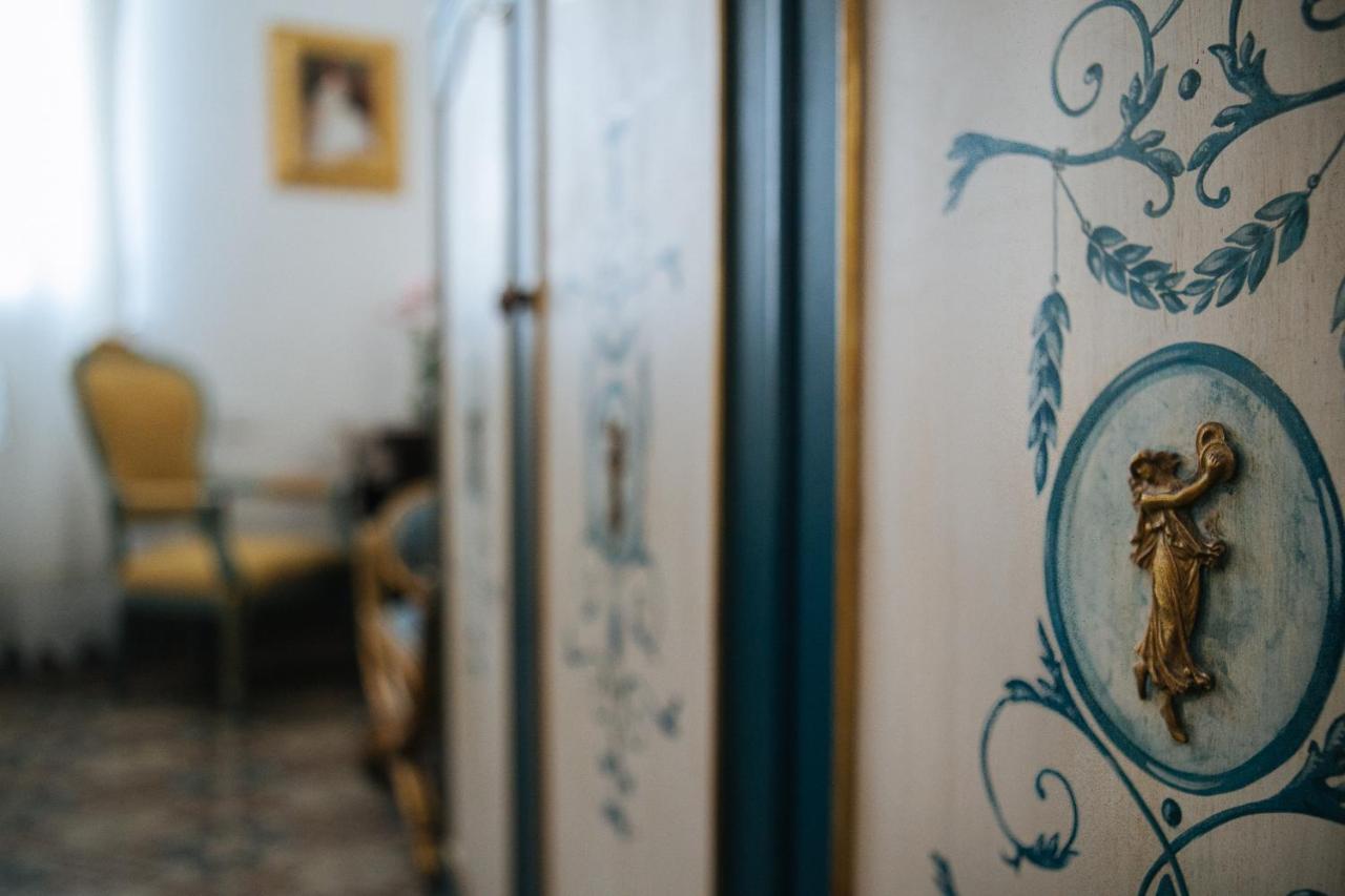 Domus Socolatae Residenza D'Epoca Charming B&B - Adults Only Follonica Exterior photo